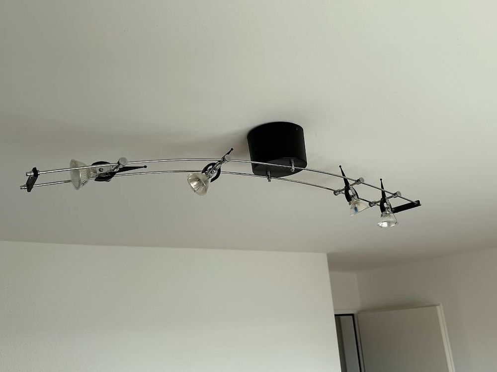 Lustres & lampes de plafonds: Deckenlampe Vintage mit 4 Halogenstrahler – D'occasion à Rottenschwil par Orbit8