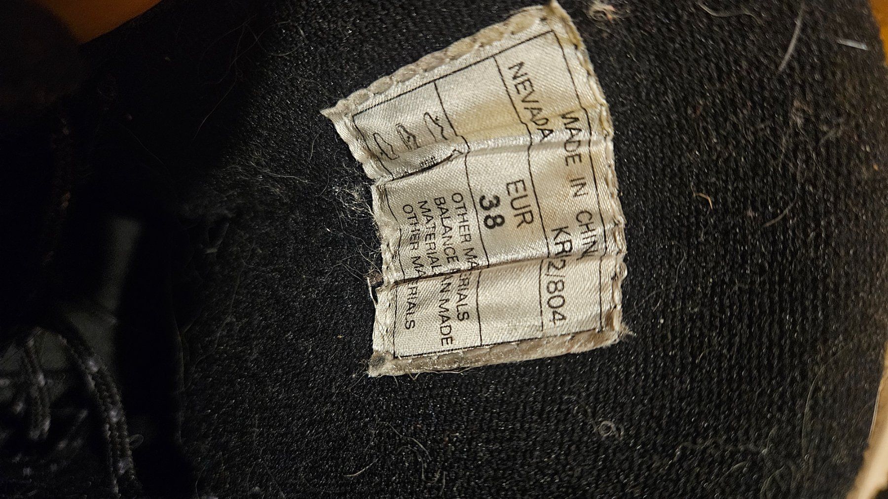 Pattini da ghiaccio: Bequeme Schlittschuhe Gr. 37/38 – Usato da Finsterwald LU venduto da zabryna 3