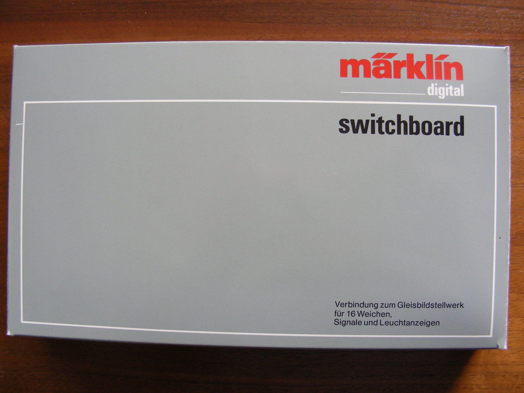 Märklin Modelleisenbahnen: Märklin Switchboard 6041 – Gebraucht aus Villars-Burquin von Rodjeurs