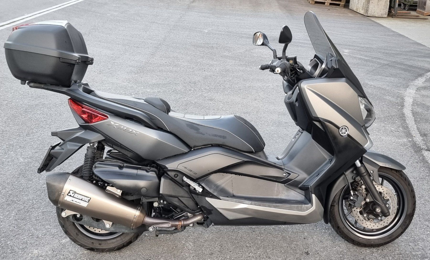 Yamaha Scooter: ROLLER SCOOTER Yamaha Roller XMAX YP400RA – Usato da Ruggell venduto da ONLINE-2-ME 2