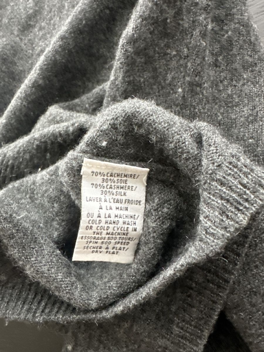 Pullover & Sweatshirts: Eric Bompard Sweater Size S – Gebraucht aus Cologny von pichi26 3