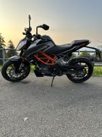 KTM 125 Duke: Top Zustand- Fahrspass pur! 2021er