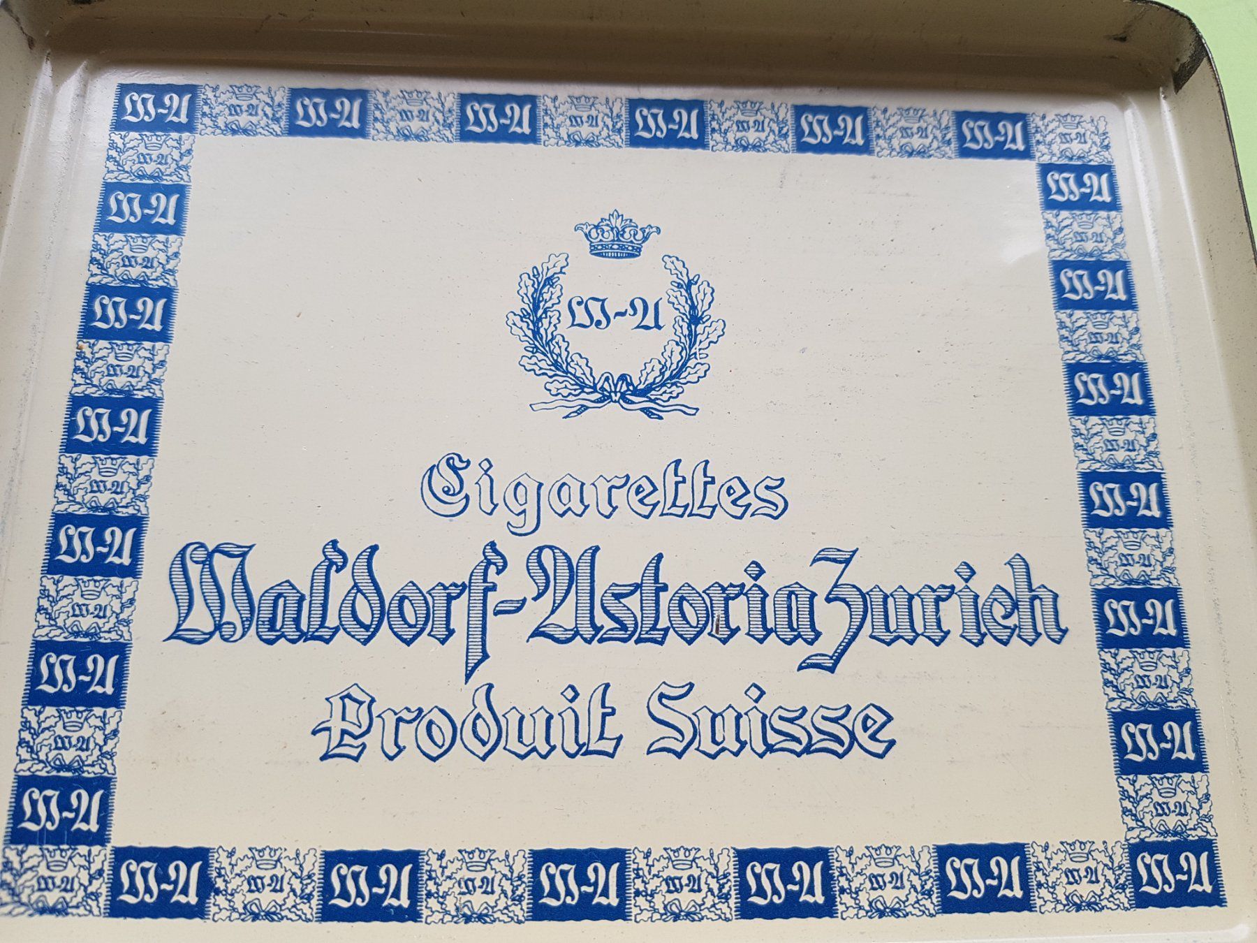 Sonstige Dekorationen & Accessoires: Blechdose waldorf astoria blue points zürich – Gebraucht aus St. Antoni von Mischtle 4