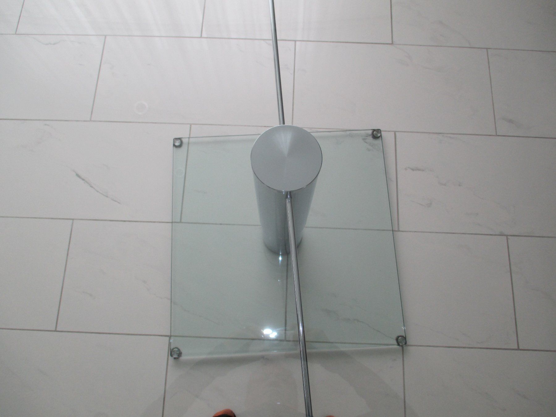 Pfister Tavoli: Glas- Salon Tisch – Usato da Kloten venduto da Duro55 3