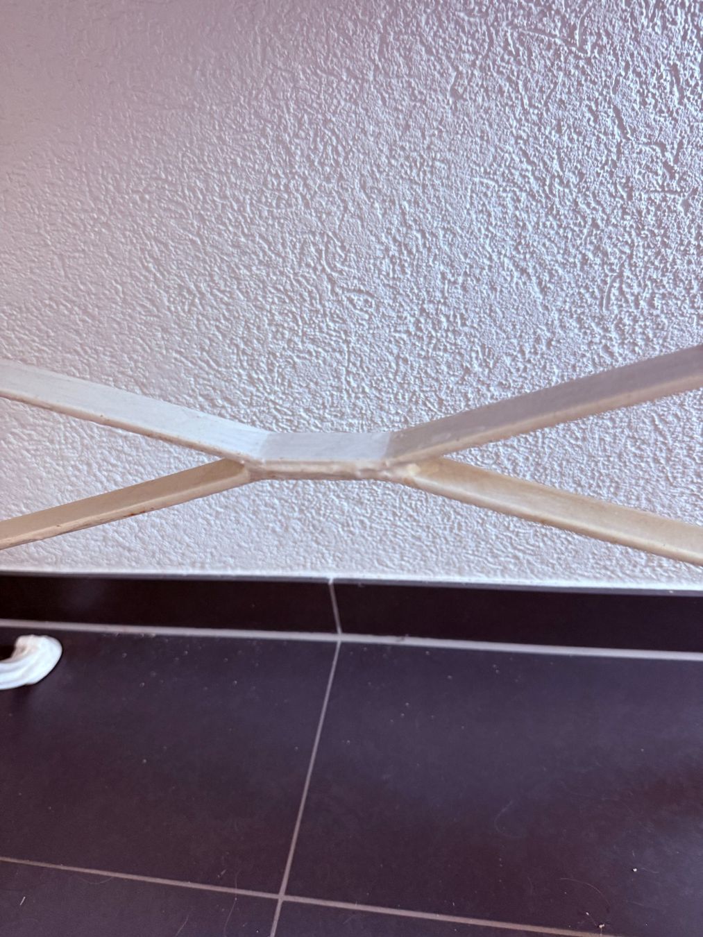 Tische: Bistro Tisch – Gebraucht aus Köniz von Evafelchlin 1
