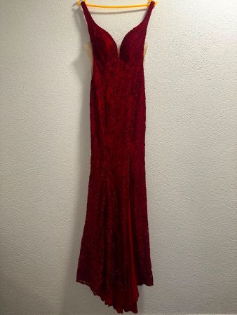 Rotes Spitzen-Abendkleid mit Pailletten – Grösse S/M