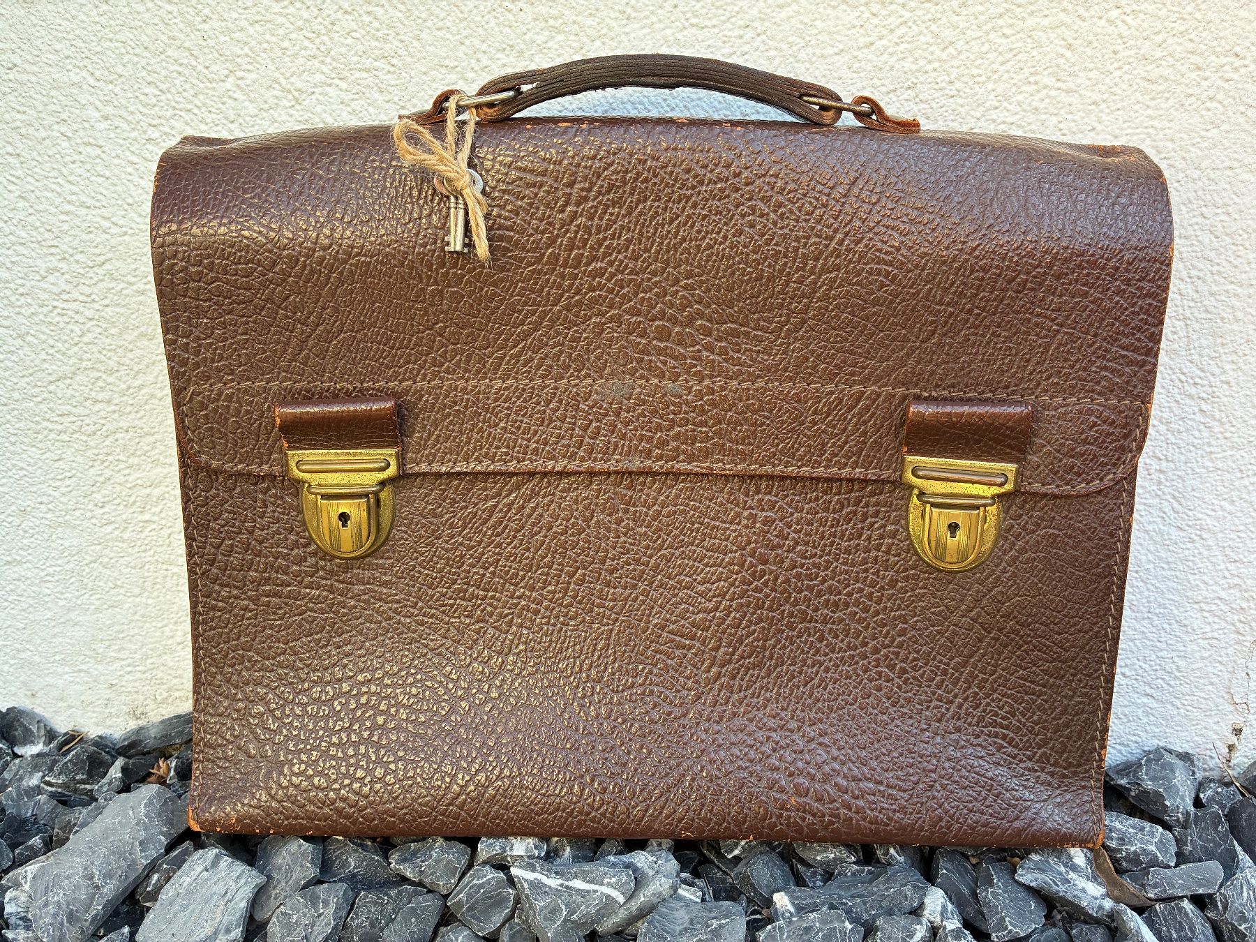 Koffer & Taschen: vintage Aktentasche aus Leder – Gebraucht aus Buchs von doppelpunkt02