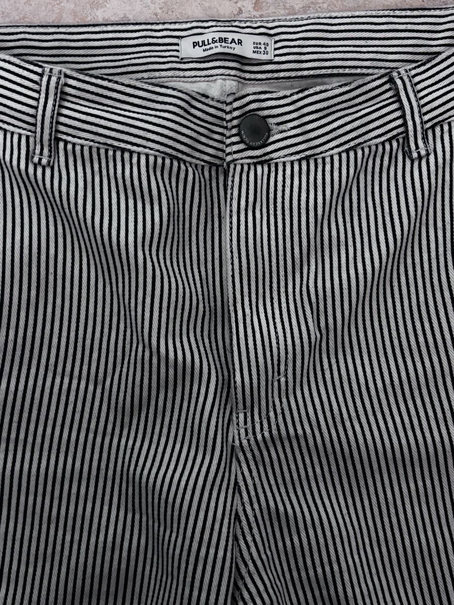 Pull&Bear Pantaloni: Hose Pull and Bear gestreift, Wide leg, Gr. 40 – Usato da Dörflingen venduto da liviaaa.w 1