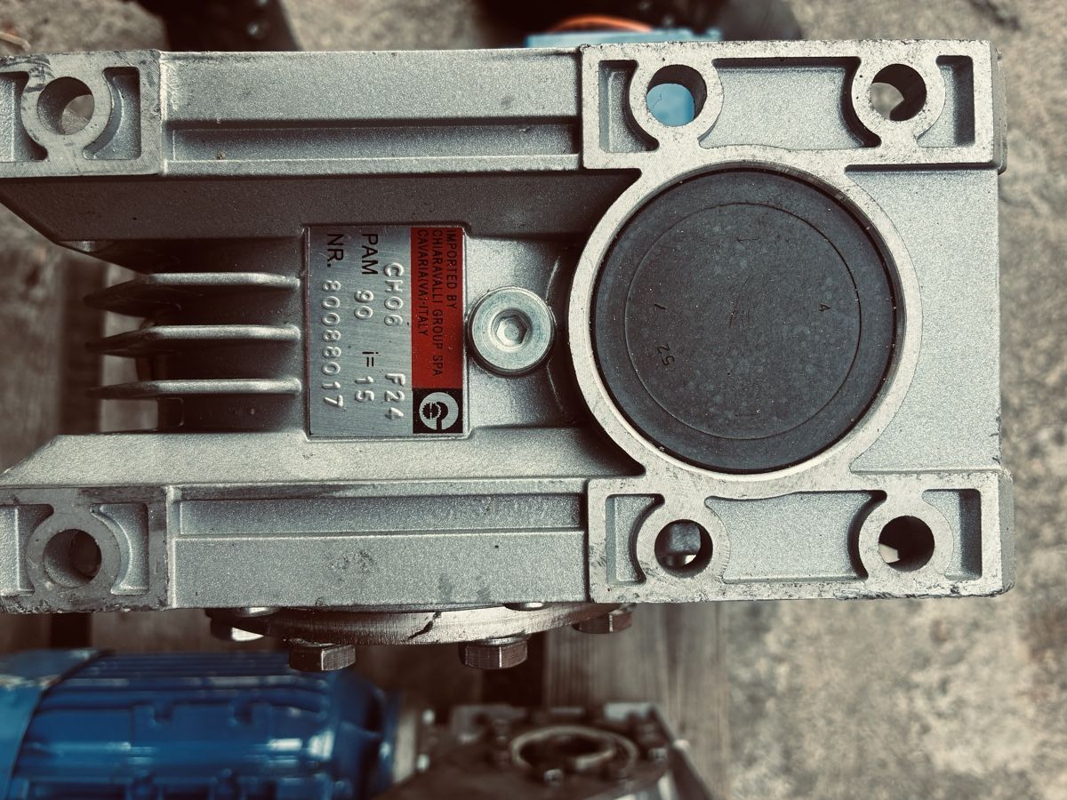 Motoren: Elektromotor mit Getriebe – Gebraucht aus Neukirch Egnach von berti55 4