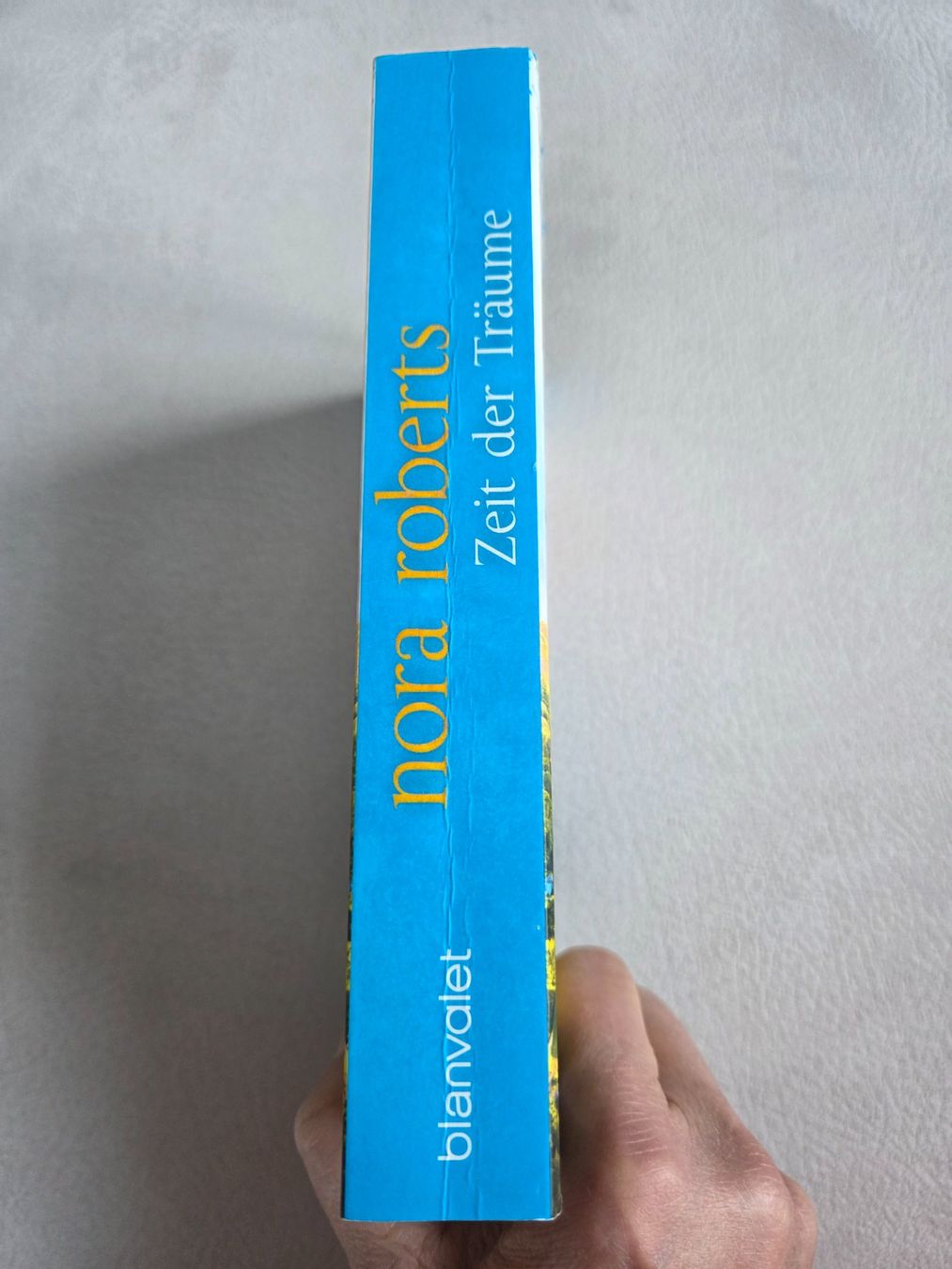 Bücher: Nora Roberts - Zeit der Träume – Gebraucht aus Bergdietikon von Tanne_10 2