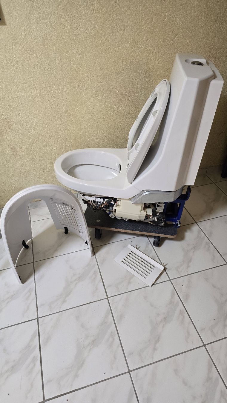 Geberit WC: Geberit Aquaclean 8000plus – D'occasion à Neuenkirch par Ptms 1