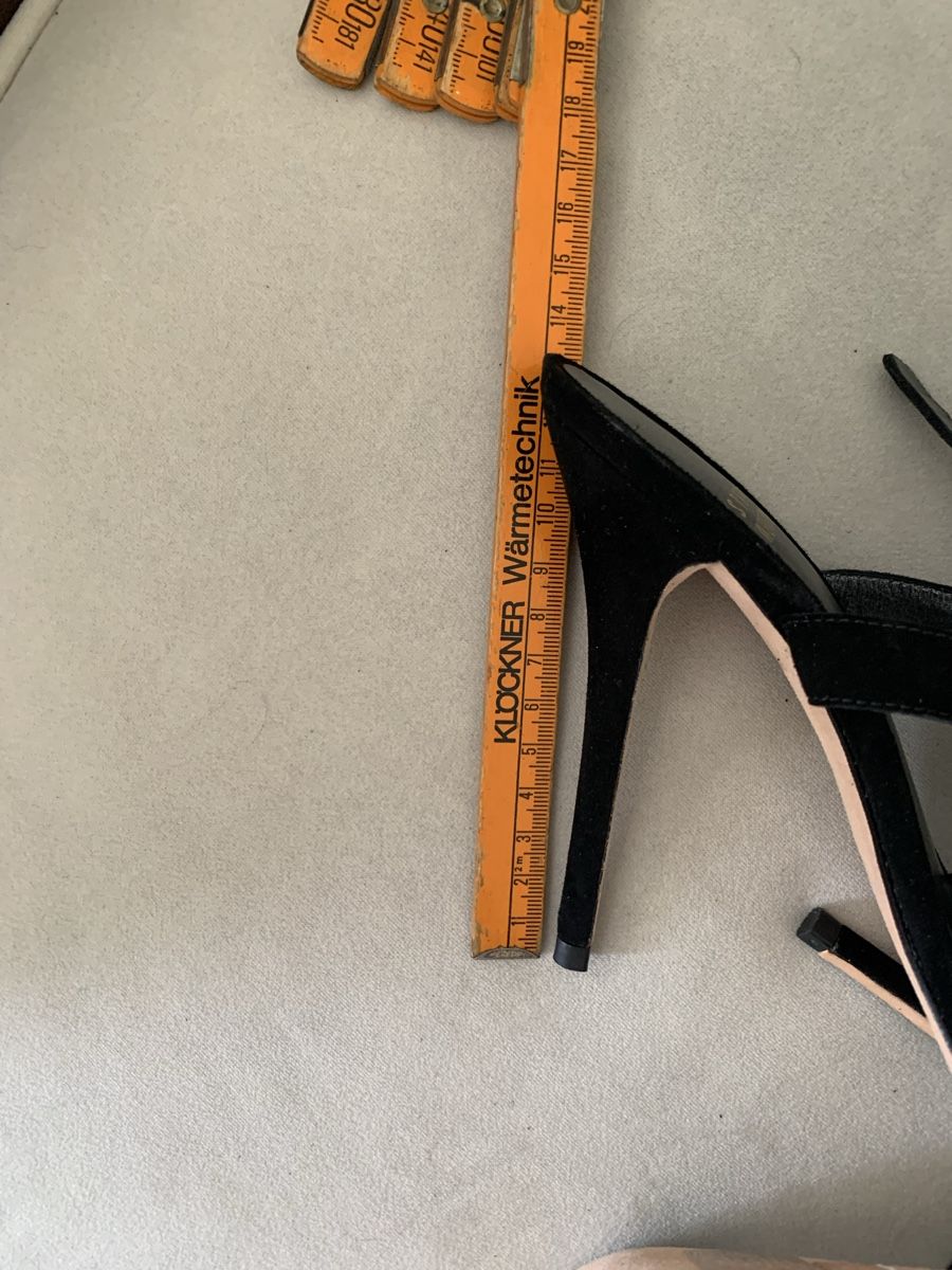 Stuart Weitzman Scarpe da donna: Stuart Weitzman Schuhe  – Usato da Bergdietikon venduto da zor_856j 7