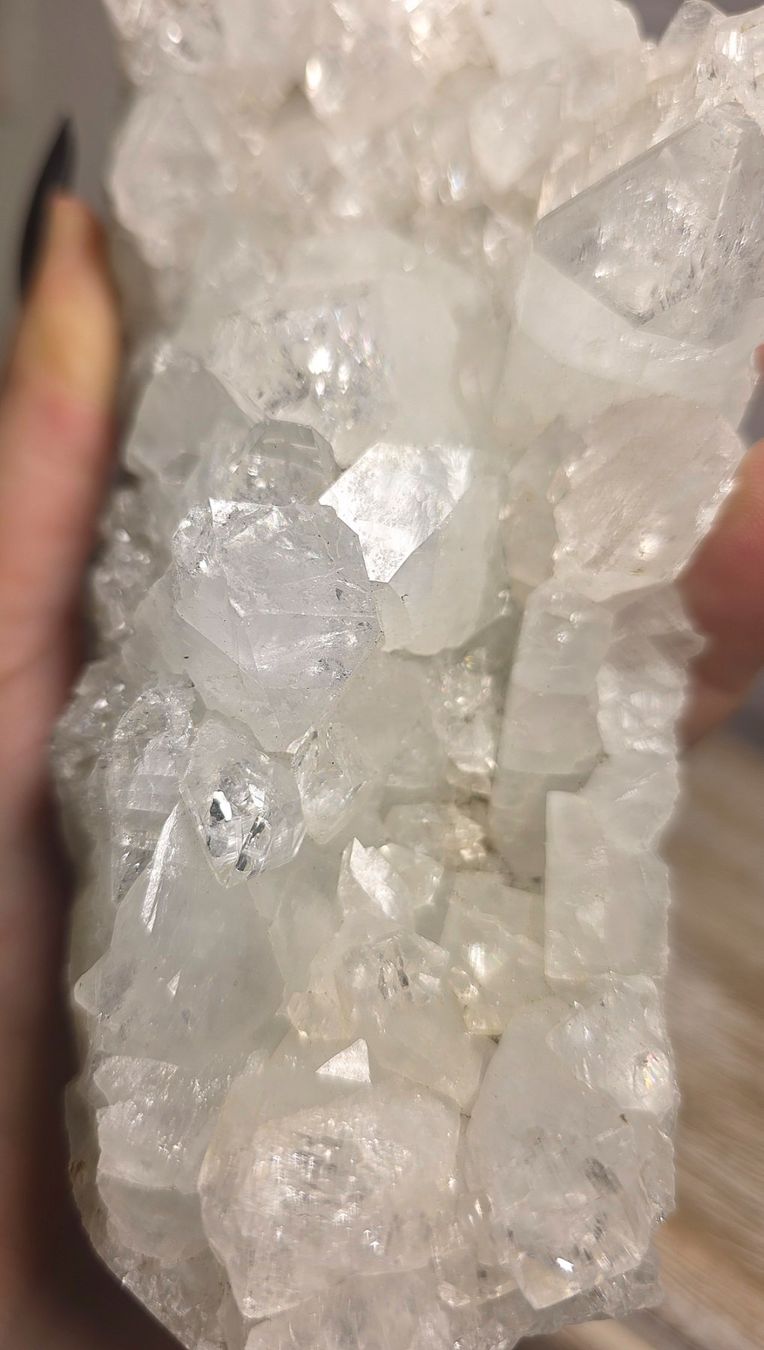 Minerali & Pietre curative: Apophyllit Stufe 836g – Nuovo e nell'imballaggio originale da Matzingen venduto da Shay_Crystalz 3