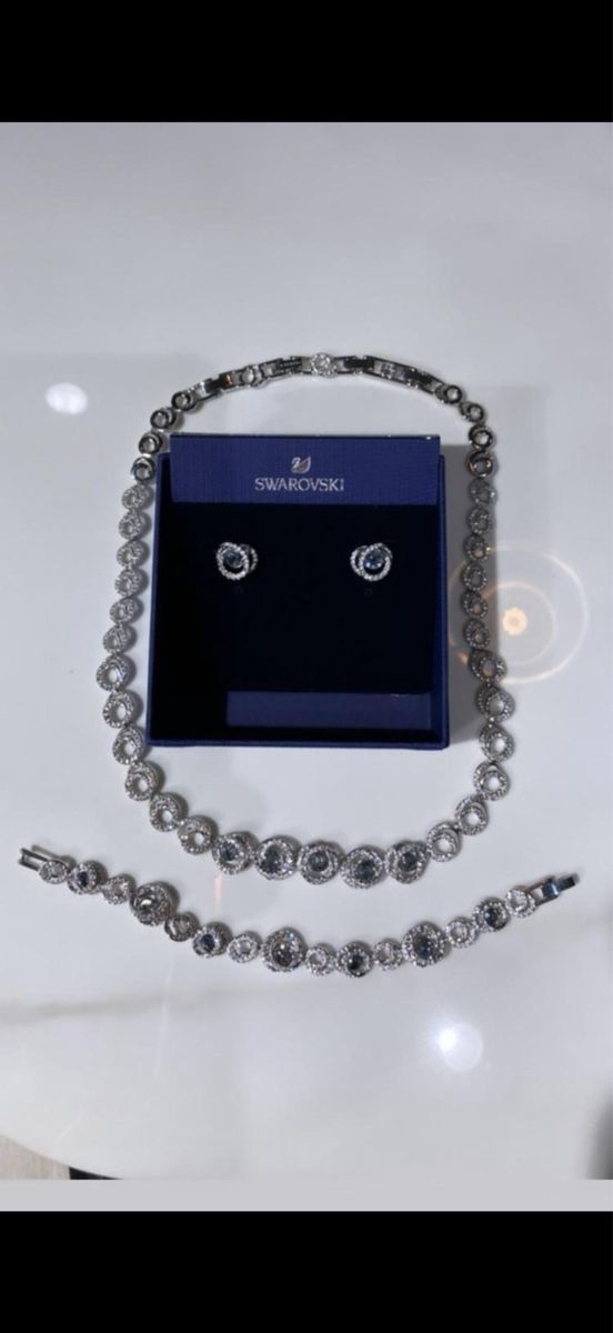 Swarovski Autres bijoux: Schmuck-Set Swarovski – Neuf (Voir description) à Othmarsingen par Oeunlu 1