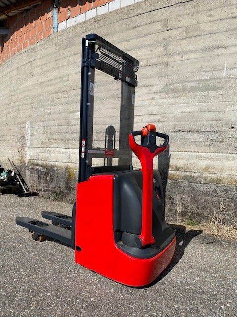 Linde Carrelli elevatori e a forche: Linde Deichselstapler/Ameise L12 – Usato da Laufen venduto da VERARMUS11 6