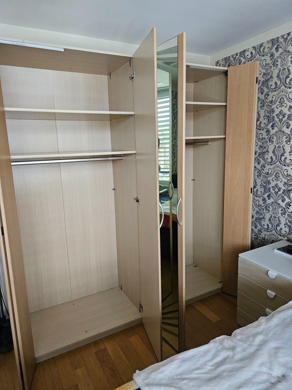 Armadi: Kleiderschrank – Usato da Zuchwil venduto da mag_mdx5 1