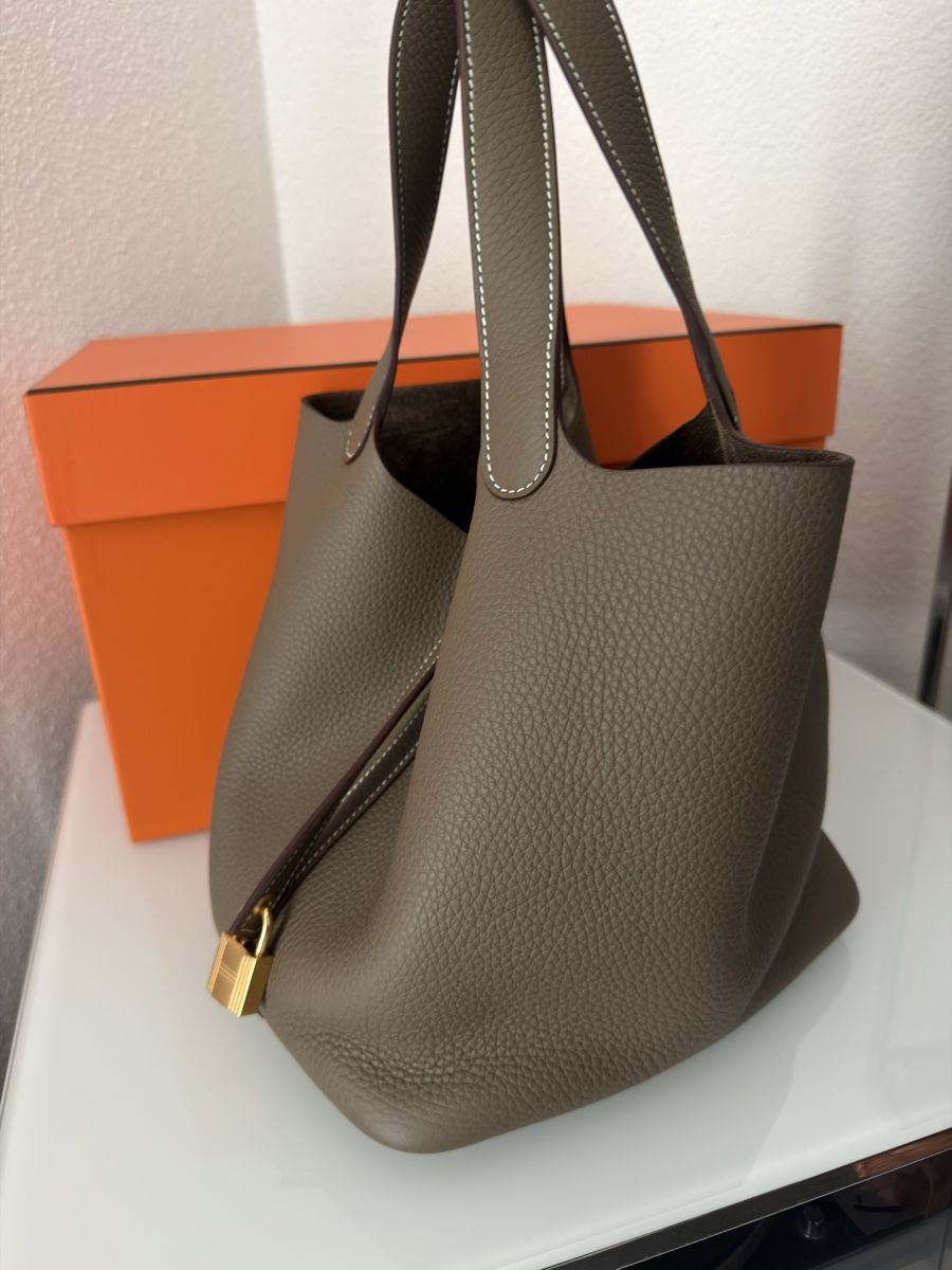 Hermès Sacs femmes: Hermes Picotin 22 Taurillon Clemence Etoupe – Neuf (Voir description) à Olten par bir_k96n 1