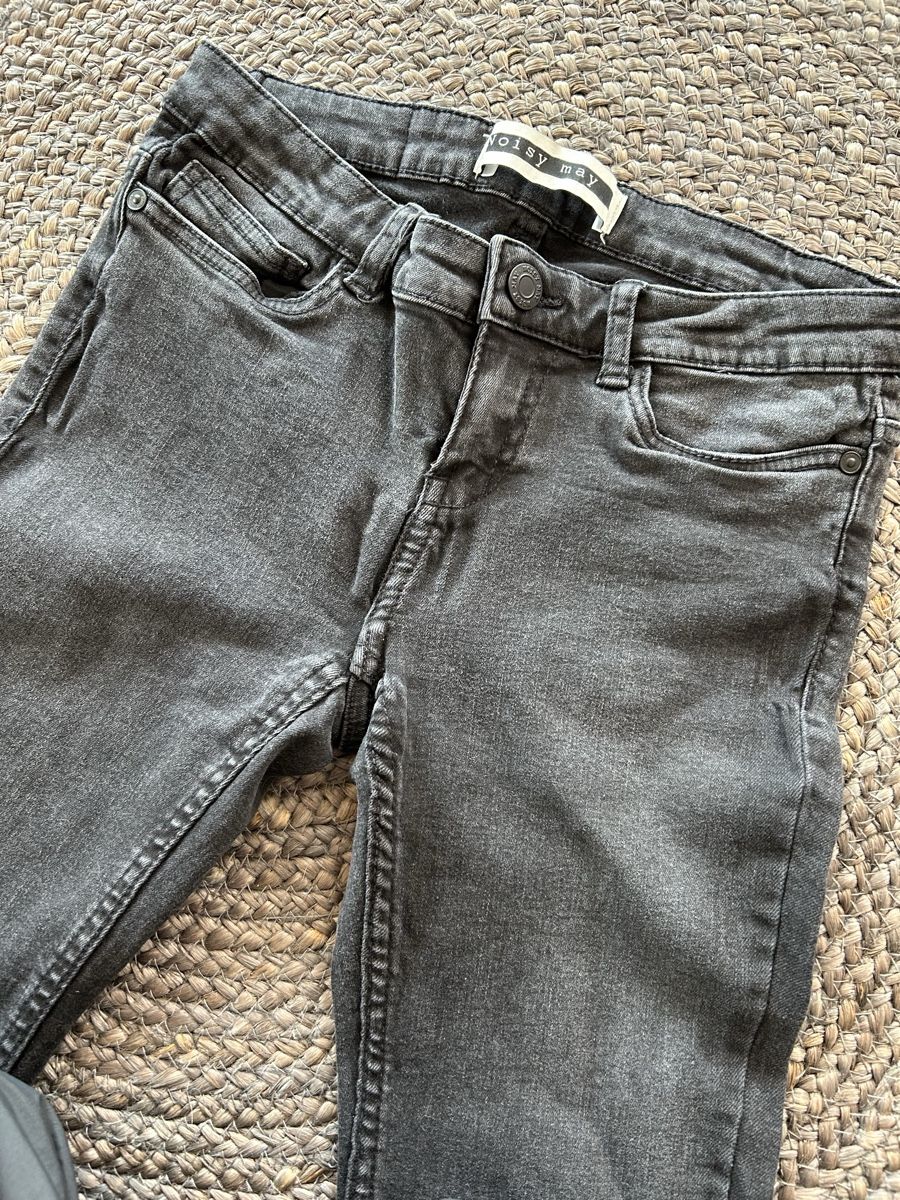 Jeans: Noisy May Jeans, Gr. S Top Zustand  – Usato da Beringen venduto da Sternli650 1