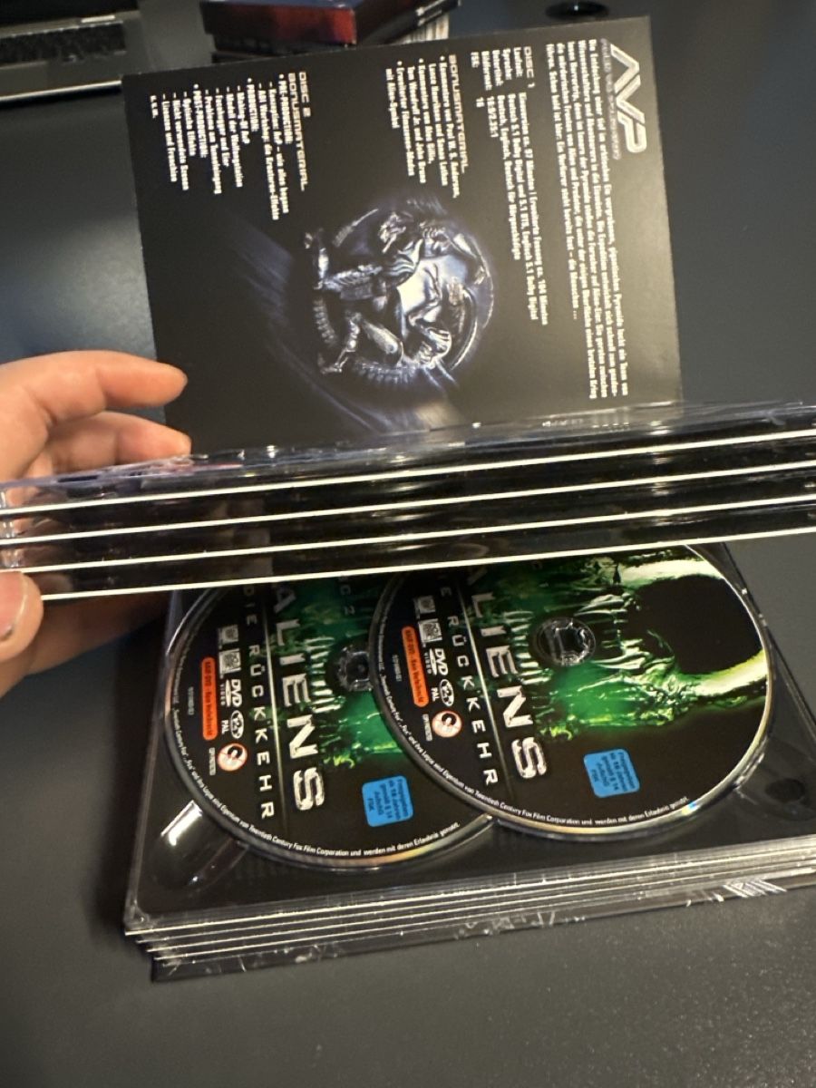 Alle DVDs: Alien vs. Predator - Total Destruction DVD Collection – Neu (gemäss Beschreibung) aus Emmenbrücke von dza_dn5r 8