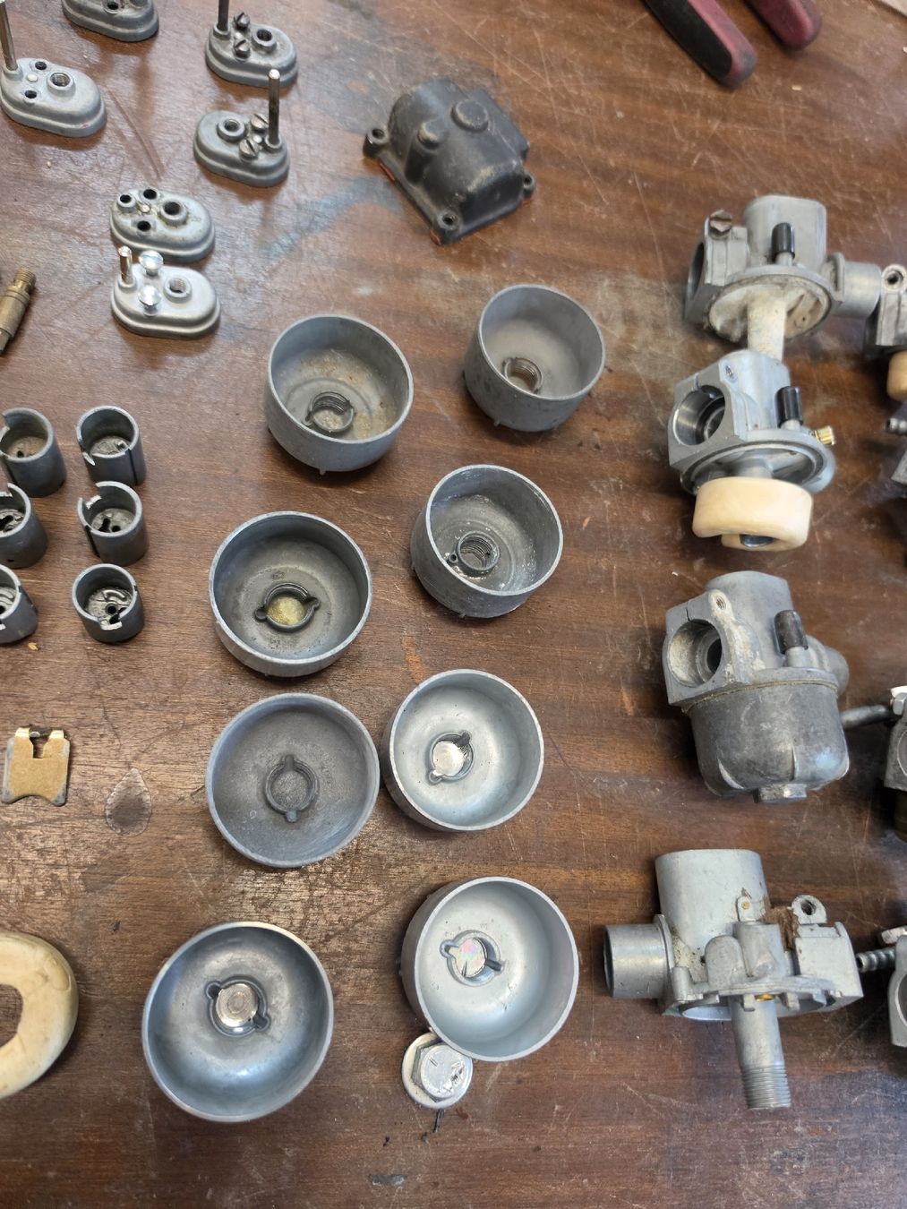Parti ricambio per ciclomotori: Diverses Vergaser Material Bing original Mofa  – Usato da Lenggenwil venduto da Opc_Power 3