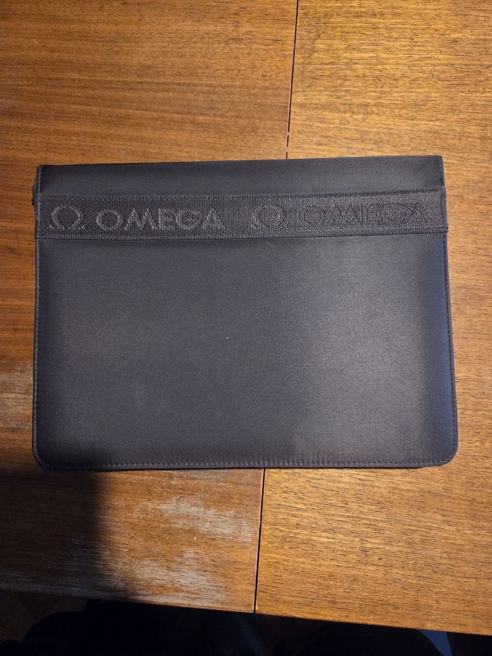 Valises & Sacs: porte document omega – D'occasion à Neuchatel par sckkj