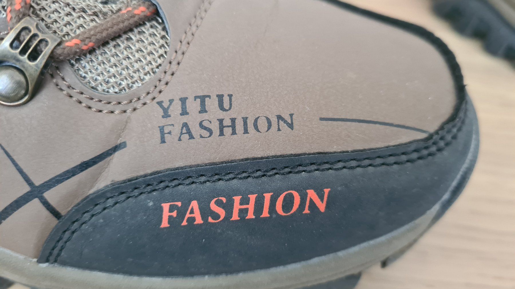 Herrenschuhe: Outdoorschuhe Yitu Gr 40 – Gebraucht aus Zürich von Agios 6