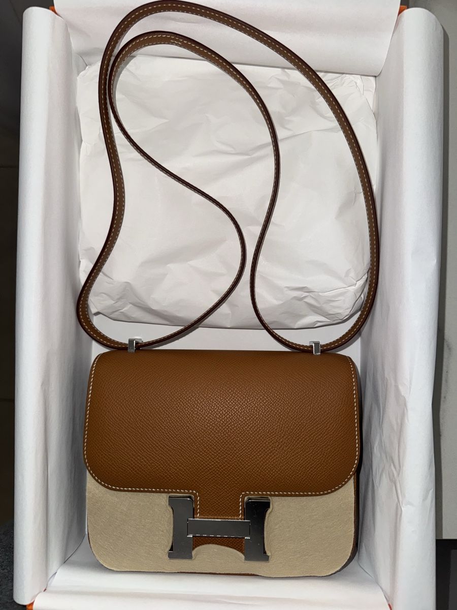 Hermès Taschen für Damen: Hermès Constance Mini  Bag, Gold Epsom G Stamp – Neu und originalverpackt aus Genève von Lux_trend26 4