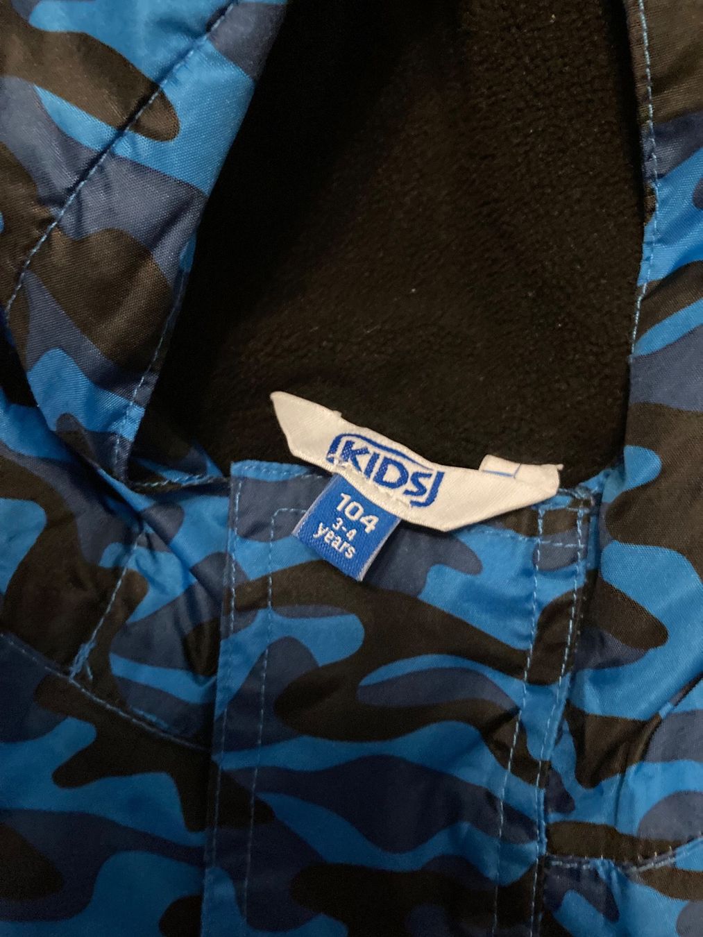 Giacche & Cappotti: Kinder Regenjacke Gr. 104 – Usato da Emmenbrücke venduto da JJ_89 3