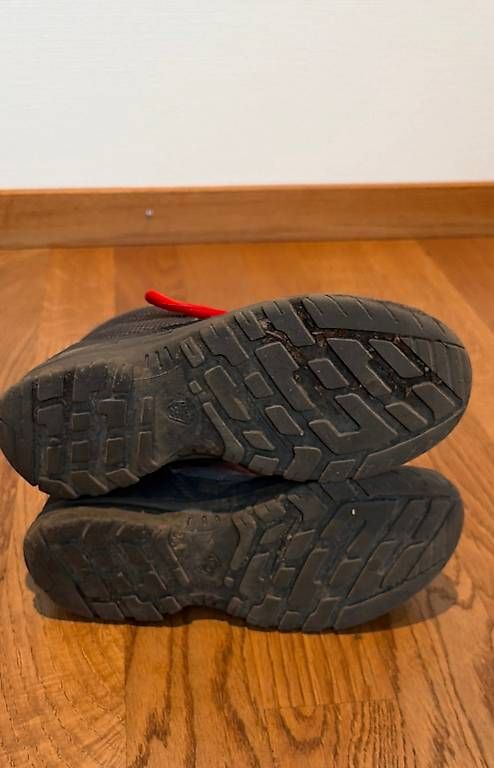 Scarpe per ragazzi: Wanderschuhe Gr 36  – Usato da Buchrain venduto da mar_m9kv 2