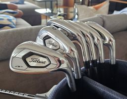 Titleist Golfset AP3 (6-9 PW+48°) UST-Mamiya Recoil 95 F3 R