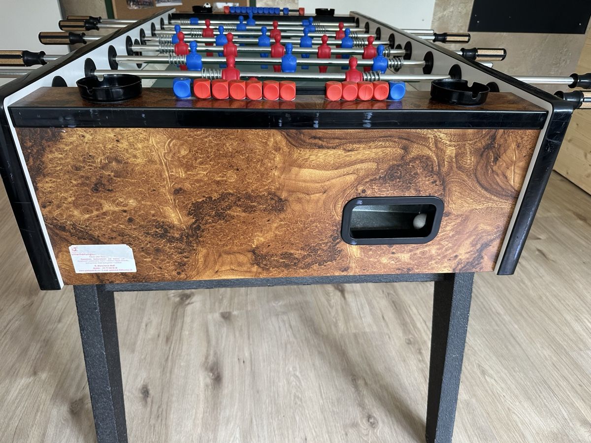 Giochi: Töggelikasten / Tischkicker / Tischfussball – Usato da Steffisburg venduto da tre_9gtr 4