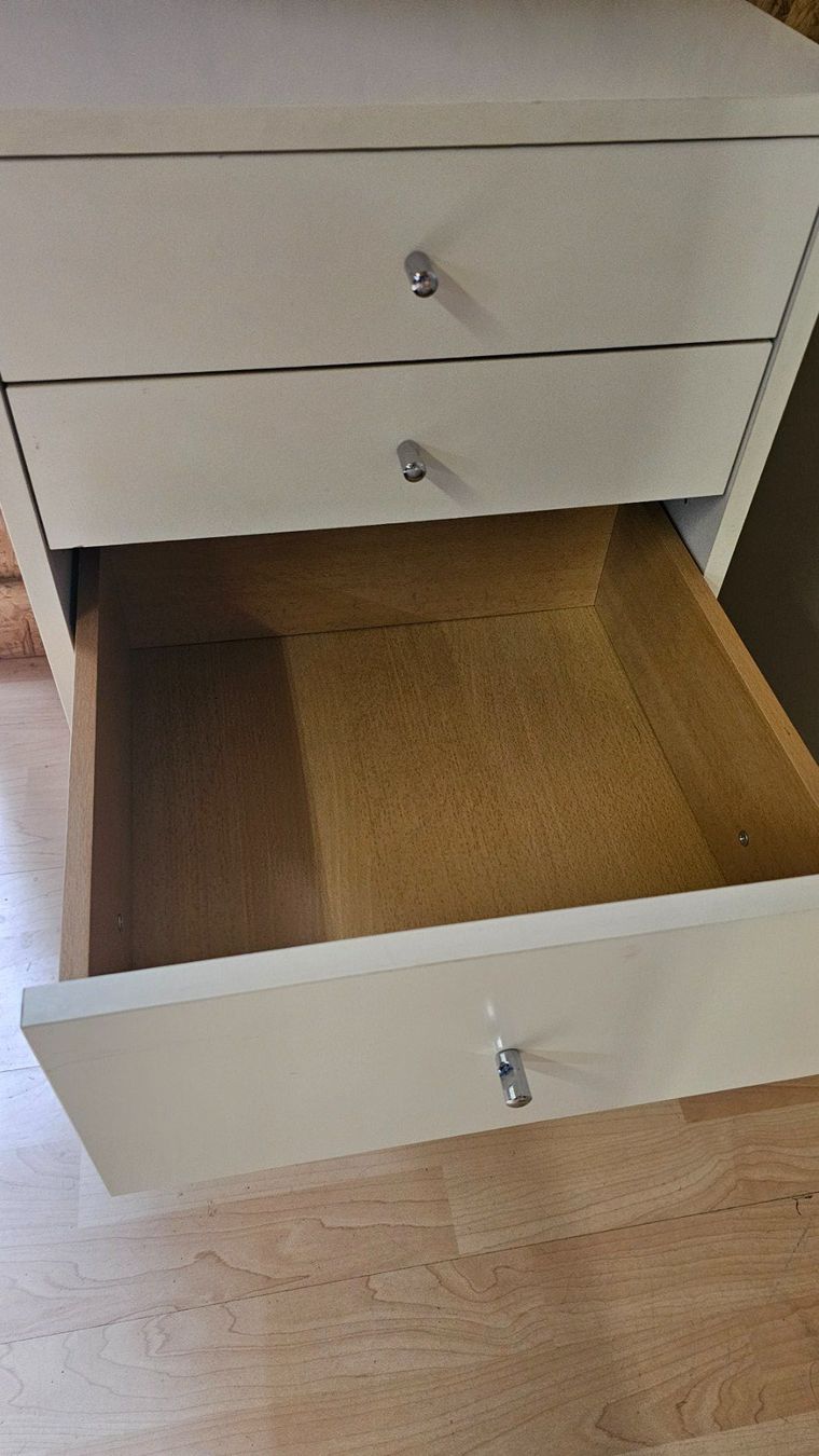 Banconi: Rollcontainer mit 4 Schubladen in Weiss ab Fr. 1.- – Usato da Koppigen venduto da Bracher_Mail-House 3