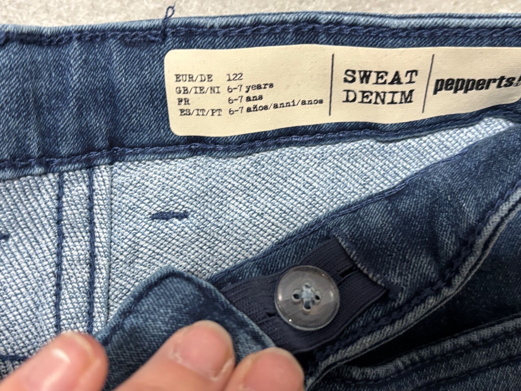 Pantaloni: Jean neuf Taille ajustable 122 – Nuovo (secondo la descrizione) da Salvenach venduto da gwenwywar 1