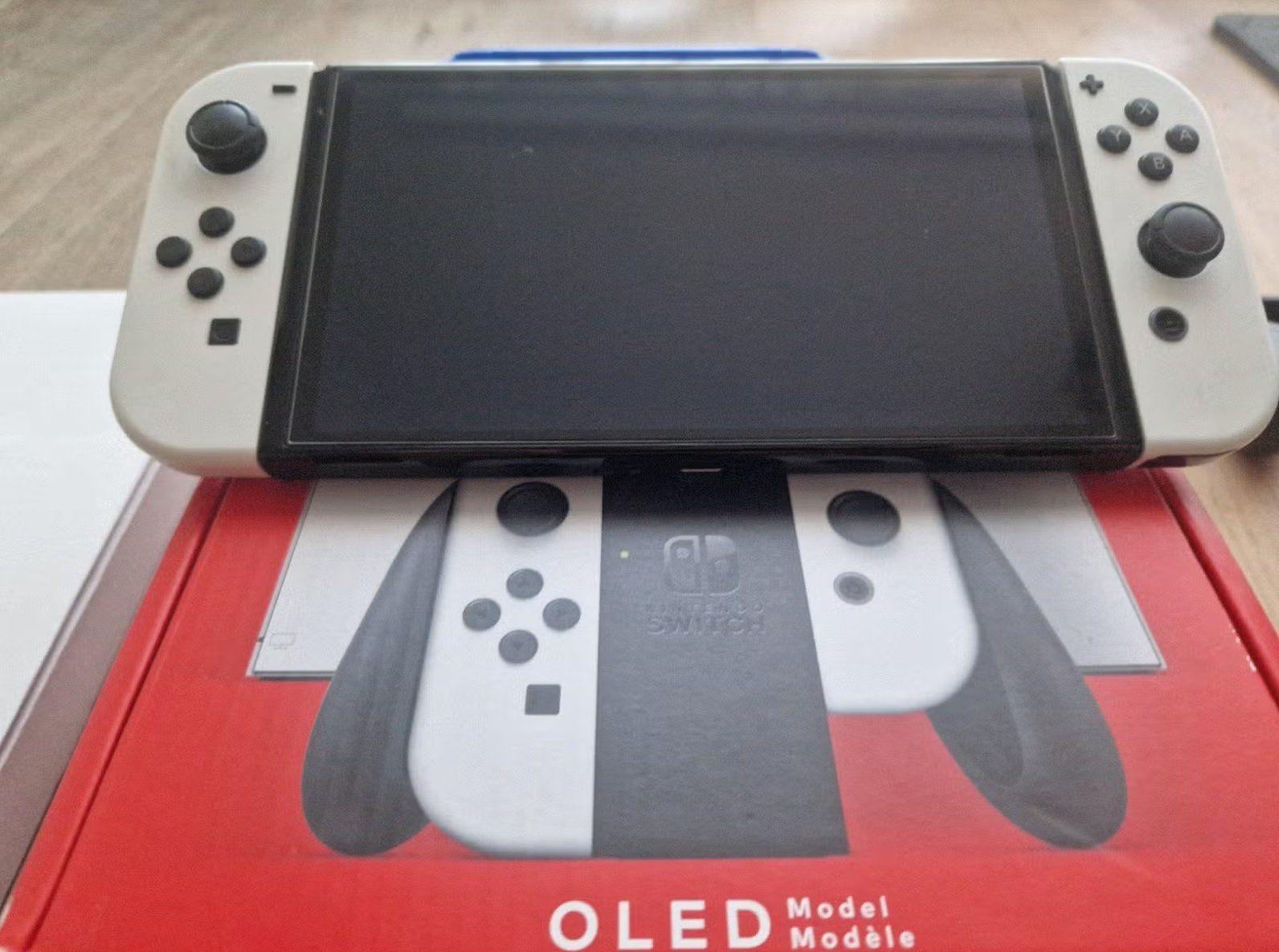 Nintendo Konsolen: Nintendo switch oled – comme neuve – Gebraucht aus Grand-Lancy von ada_z7h5 4