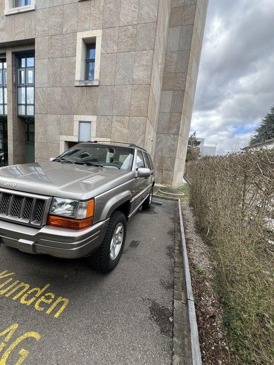 Jeep Grand Cherokee 5.9