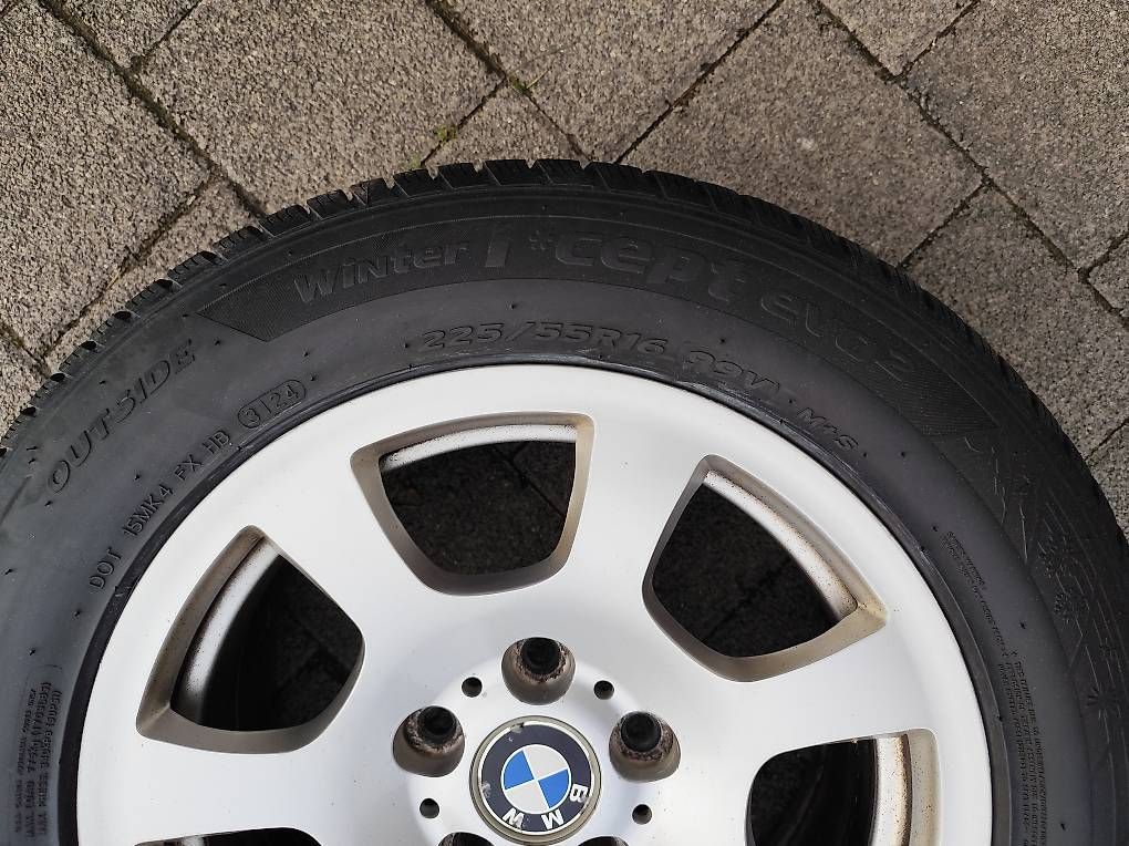 Pneus & Kompletträder: Winterräder BMW E60 / E61 (225/55/R16) – Gebraucht aus Montlingen von Blackmanta 3