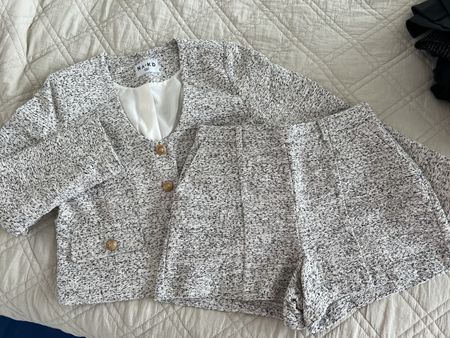 Nakd set