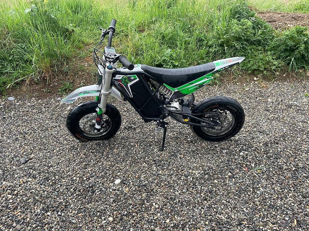 Minimotos: Pit bike 1300w  – D'occasion à Affoltern am Albis par sablex01