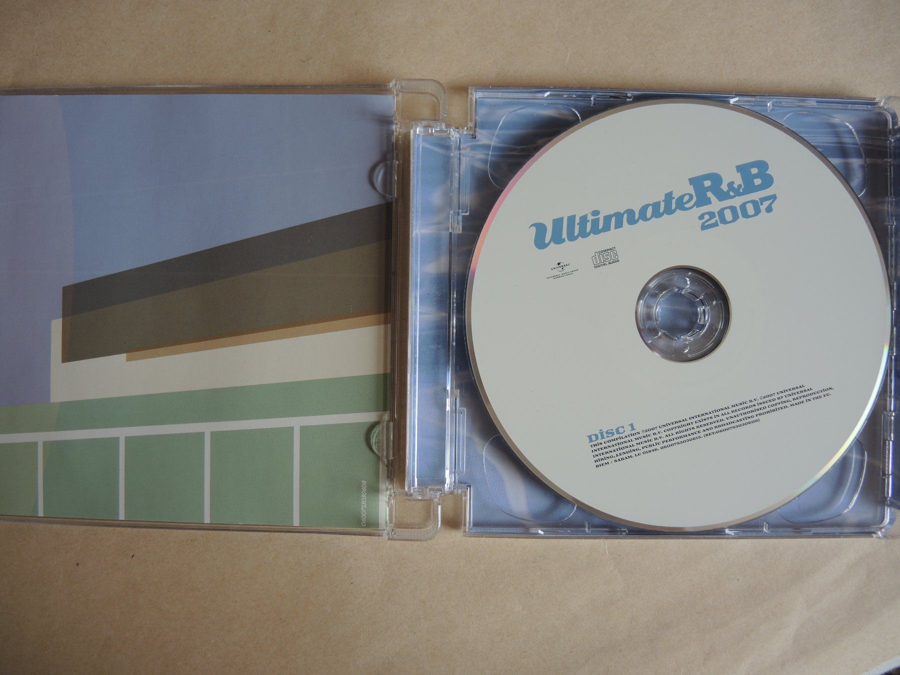 CD: CD Ultimate R & B 37 Hits 2007 – Usato da Rorschach venduto da maeck8 1