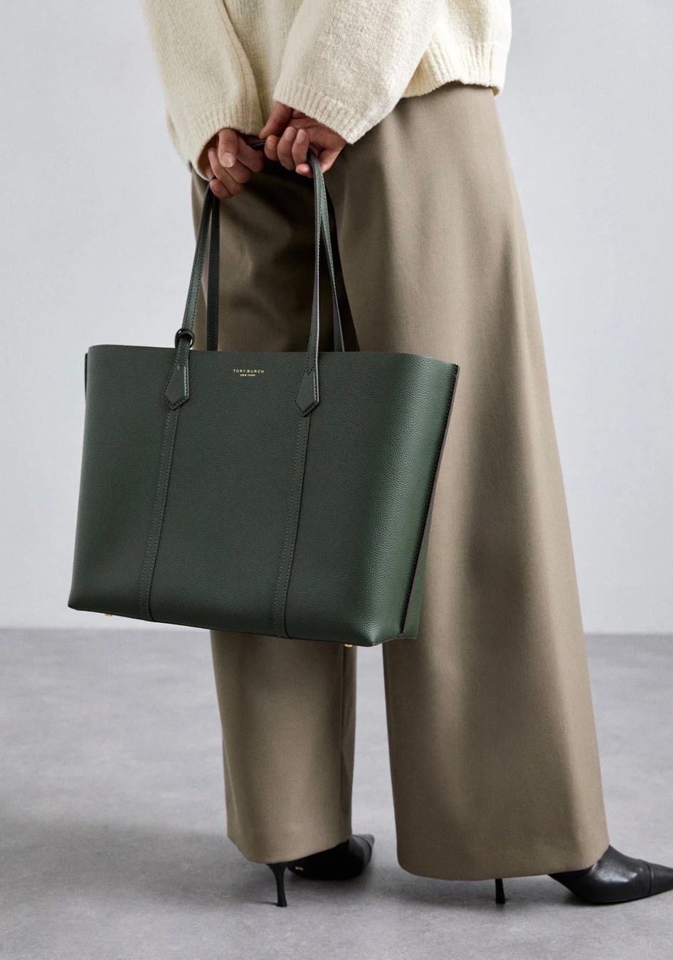 Tory Burch Taschen: Tory Burch, Perry Triple Compartment, Basil – Gebraucht aus Bern von JessyCarmen 4