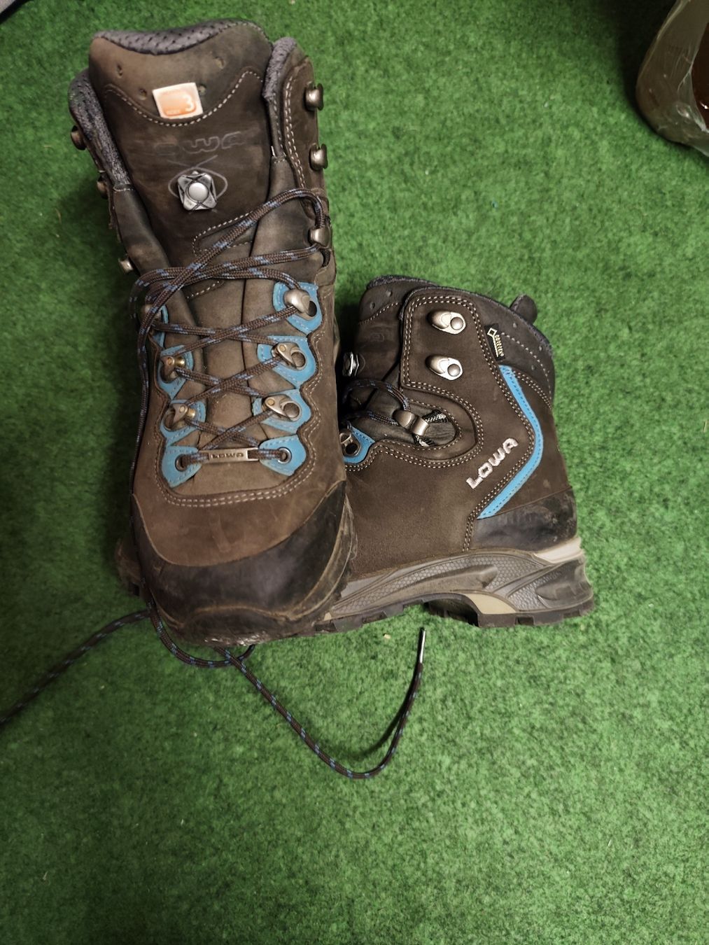 Lowa Scarpe da donna: Lowa Schihe Grösse 39 – Usato da Reichenbach i. K. venduto da jul_9r2z