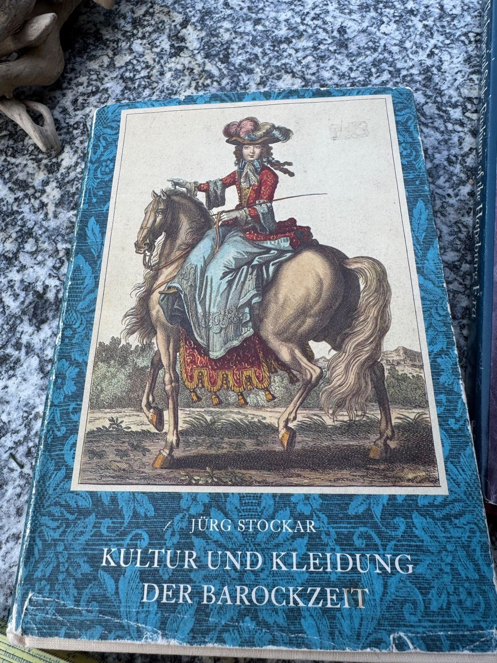 Libri: Modebücher in deutsch und englisch – Usato da Mellingen venduto da zeb_ty5h 9