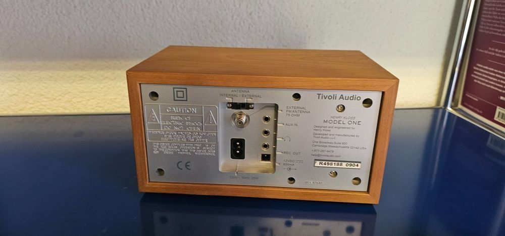 Radio: Tivoli Radio Model One – Usato da Rüti GL venduto da 4oops 1