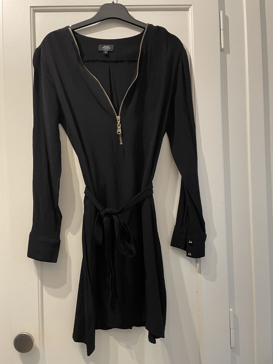 Robes: Blusenkleid S – D'occasion à aarau par A.Naef