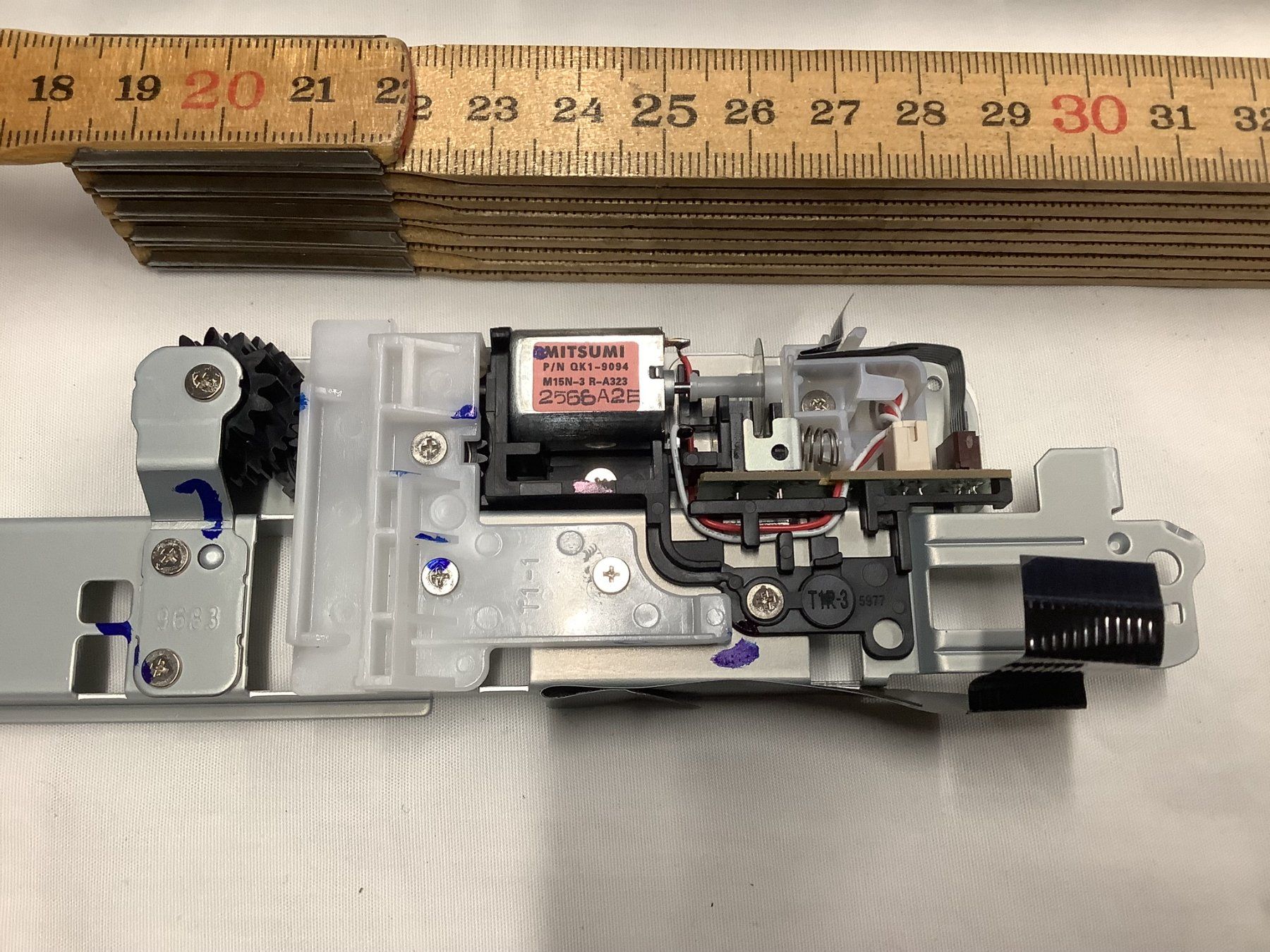 Motori: MODELLBAU DRUCKER LAUFSCHLITTEN MIT ELEKTROMOTOR – Usato da Glarus venduto da Mdelphi 3