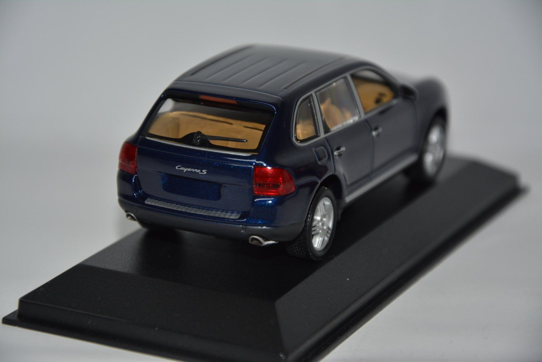 Porsche Modellini d'auto: Porsche Cayenne S 2002 ,  Minichamps , 1:43 – Nuovo e nell'imballaggio originale da Goldach venduto da Feivel9 7