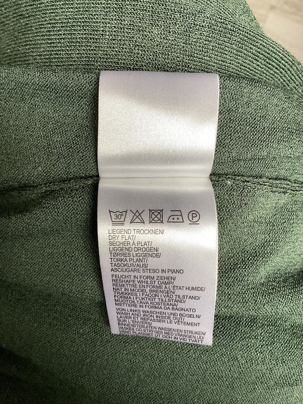Pulls & Sweat-shirts: Twin-set  Peter Hahn vert olive, T 40 – D'occasion à Prez-vers-Noréaz par chr_h8jv 4