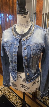 Damen Jeansjacke mit schönen Details