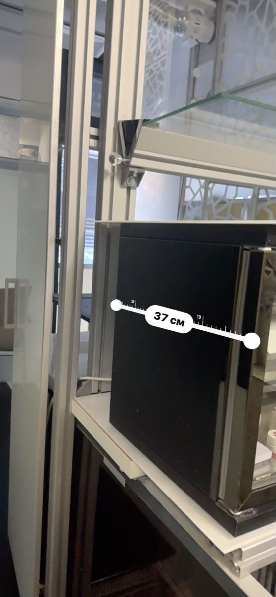 Frigoriferi: Getränkekühlschrank mit Glastüren – Usato da Luzern venduto da inf_2rvp 5