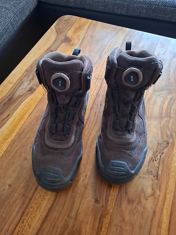 Scarpe da uomo: Arbeitsschuhe s3 – Usato da bütschwil venduto da PascalNeff